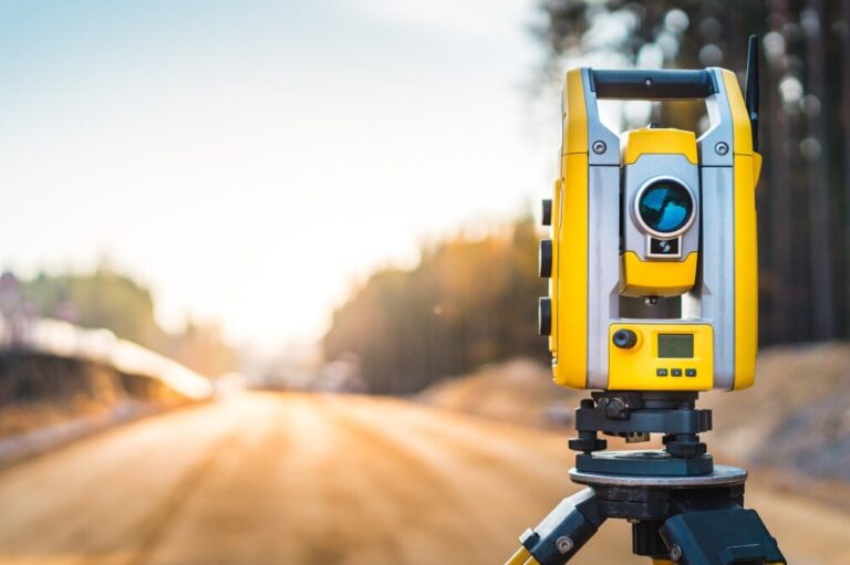 A Comprehensive Guide to Minor Instruments Used in Surveying