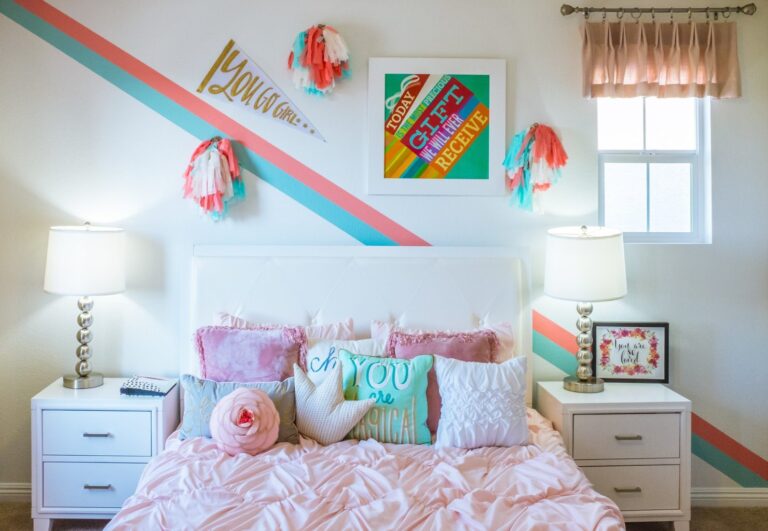 The Ultimate Guide to Preppy Home Decor